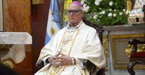 Denuncia por maltrato contra el Obispo Emérito de 9 de Julio, Martín de Elizalde