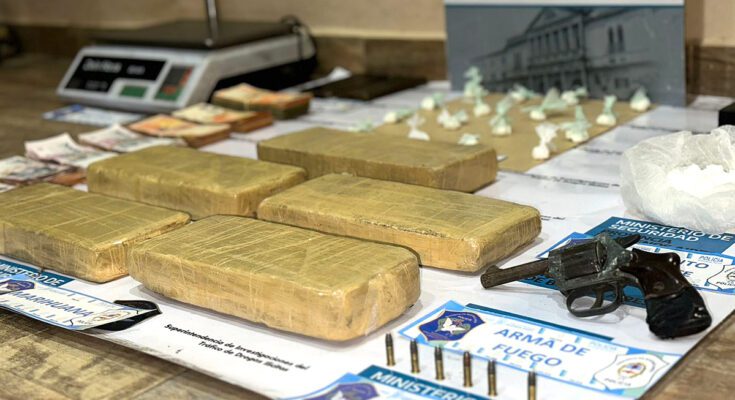 Lincoln: Secuestraron gran cantidad de droga, un arma y cinco personas quedaron detenidas