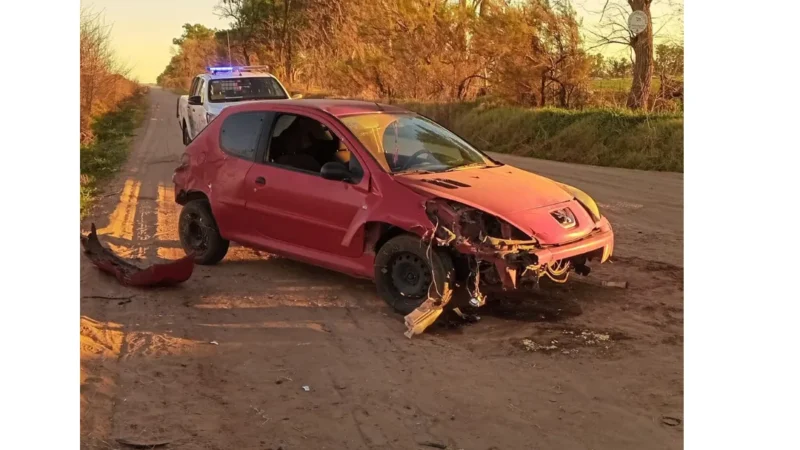 30 de Agosto: le robó el auto y lo destrozó en camino vecinal