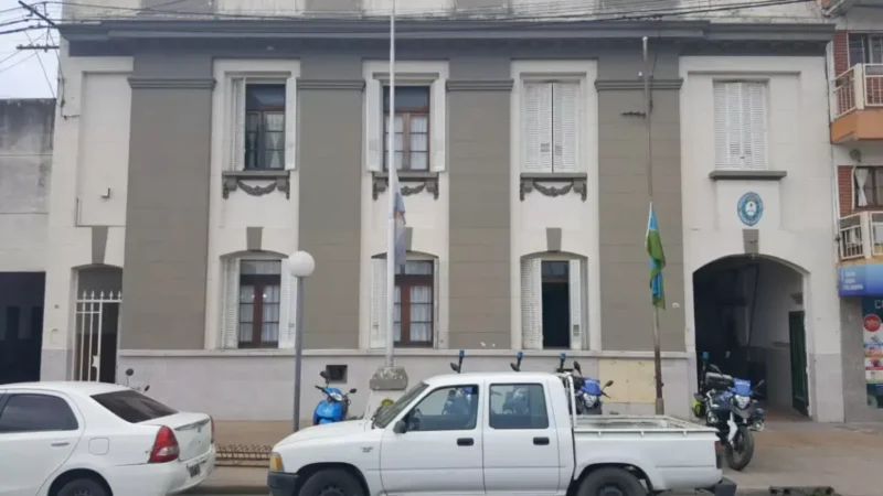 Trenque Lauquen: Intentó comprar un Iphone por Instagram y la estafaron en casi 400 mil pesos